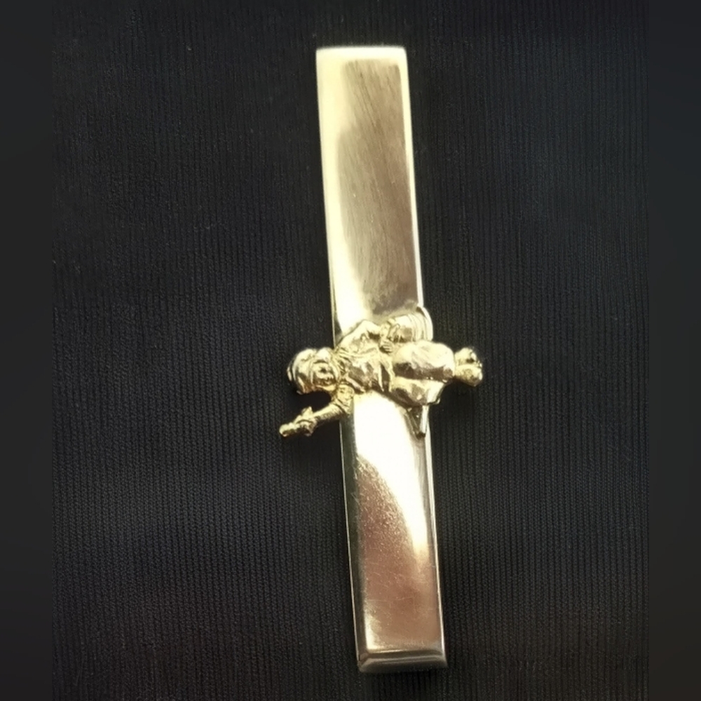Rare Vintage Dutch Boy Paint Tie Clip - Gold Tone Advertising Jewelry